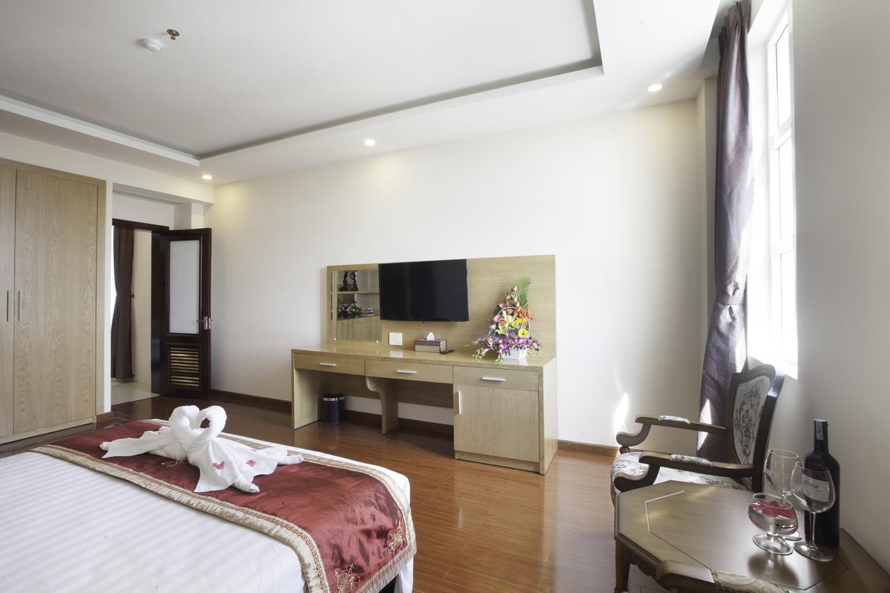 Khanh Linh Hotel Plây Ku Exterior foto