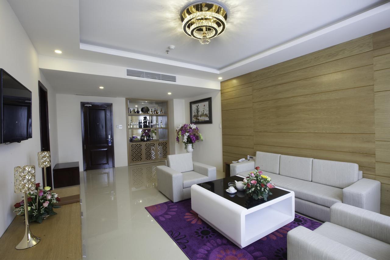 Khanh Linh Hotel Plây Ku Exterior foto